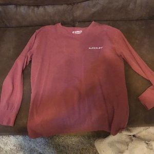 Alphalete shirt